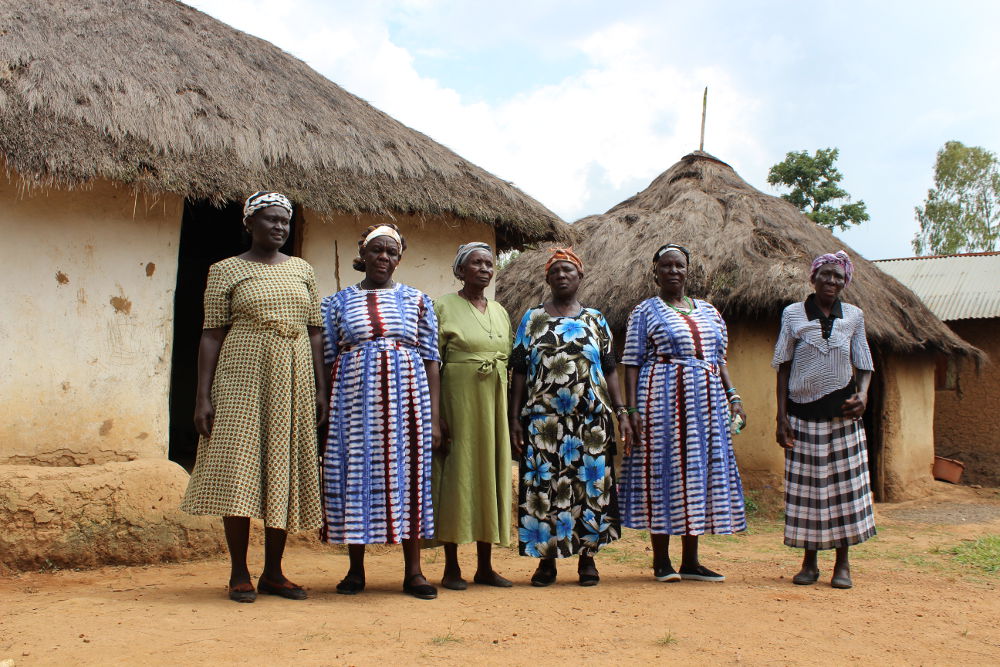 Ecoutes Au Vert / Genève / Aventures sonores au grand air! / OGOYA NENGO & THE DODO WOMEN'S GROUP