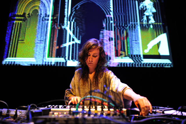 Ecoutes Au Vert / Genève / Aventures sonores au grand air! / STELLAR OM SOURCE