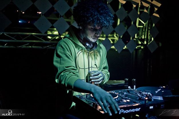 Ecoutes Au Vert / Genève / Aventures sonores au grand air! / MALKI