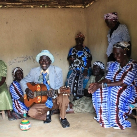 Ecoutes Au Vert / Genève / Aventures sonores au grand air! / EAV au MEG: OGOYA NENGO & the Dodo Women's Group (Honest Jon's - Kenya) + Jean Toussaint (Palmwine/Gravitation - Fr/Ge) / 306427979